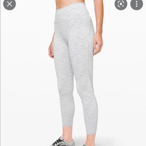 Lululemon train times tight -space dye with mesh side panel